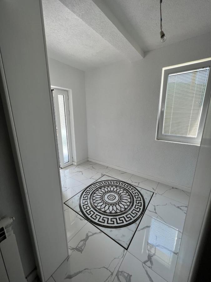 Duca Apartmani Plav Ngoại thất bức ảnh